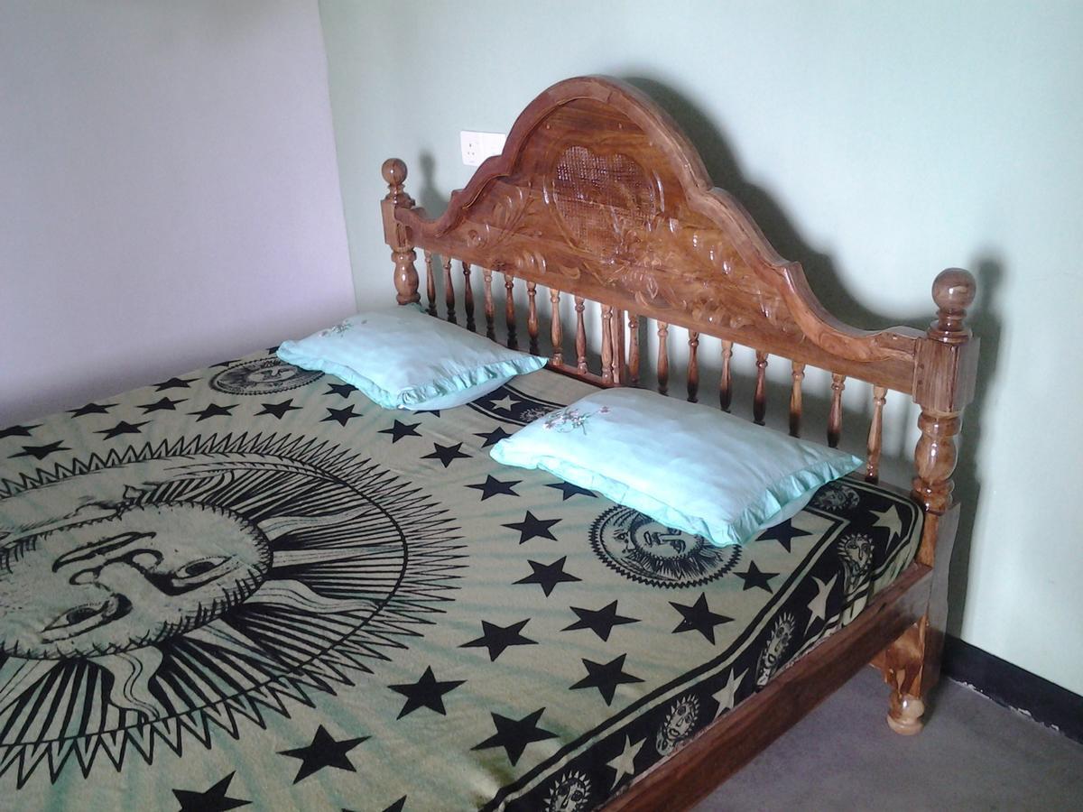 Dolphinchilling Hotel Alankuda Стая снимка