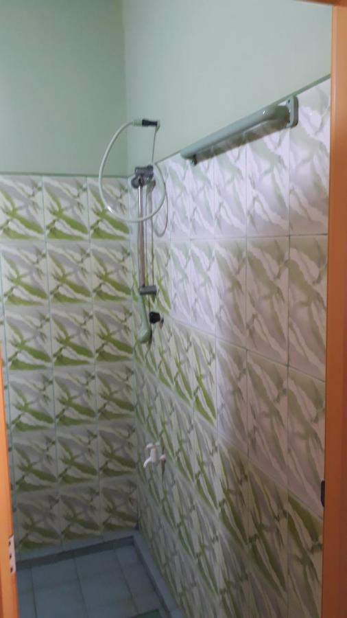 Dolphinchilling Hotel Alankuda Екстериор снимка