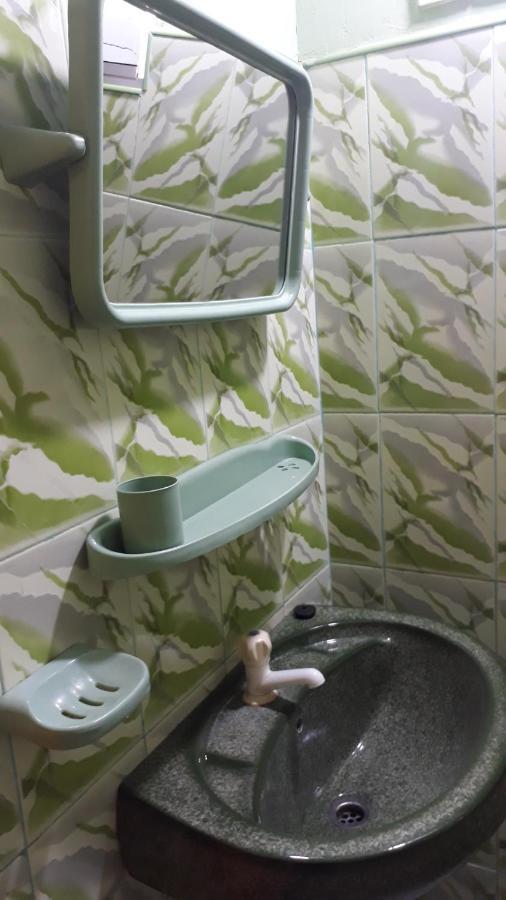 Dolphinchilling Hotel Alankuda Екстериор снимка
